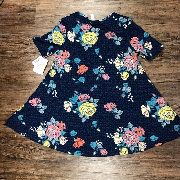 Lularoe perfect tee - Picture 2 of 6